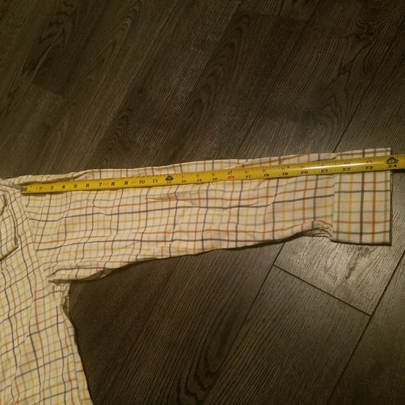 Orvis signature series button down size medium - Picture 7 of 7